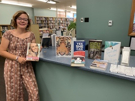 Reading Buzz in the Library Commons